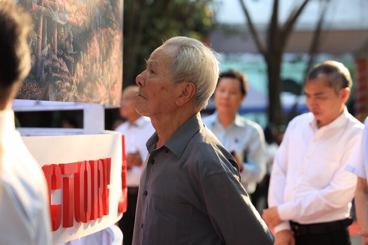 Triển lãm tương tác tranh panorama kỷ niệm 70 năm Chiến thắng Điện Biên Phủ