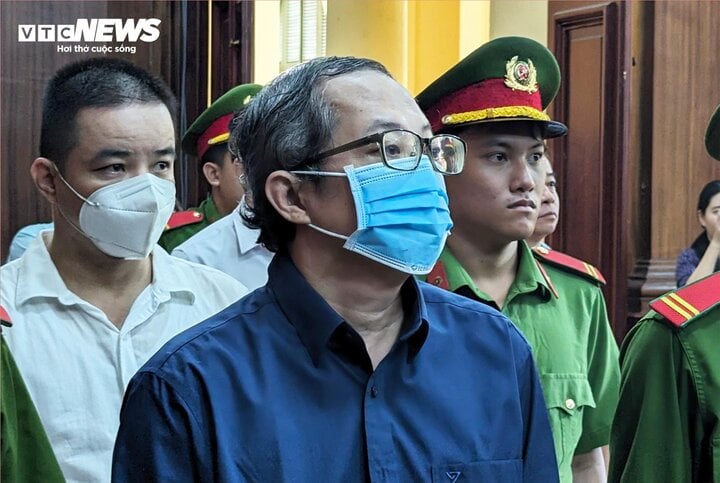 Xét xử cựu Giám đốc Bệnh viện TP Thủ Đức liên quan Việt Á