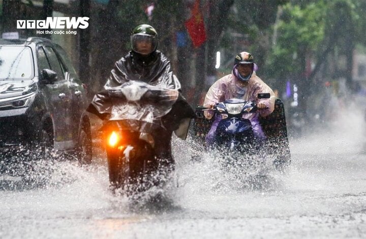Cảnh báo mưa lớn diện rộng ở TP.HCM và Nam Bộ, có nơi trên 120mm-Vua Cá Việt 789